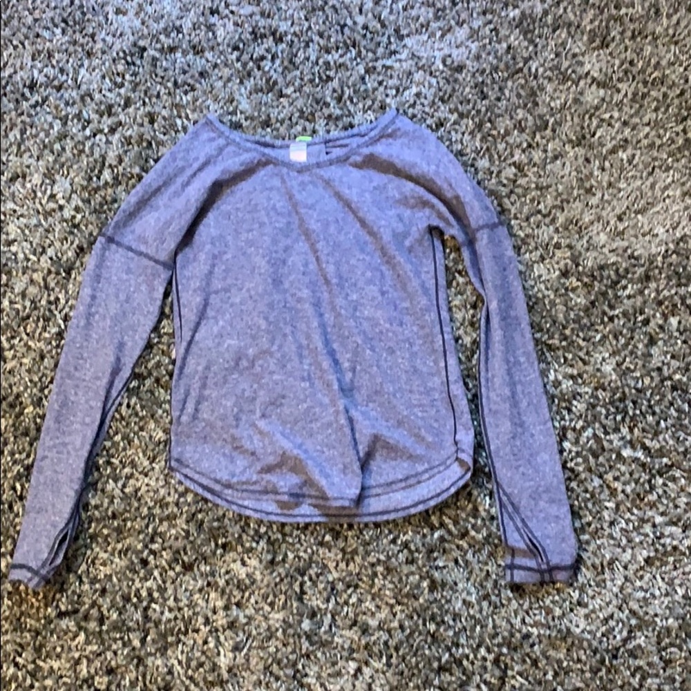 Ivviva exercise shirt